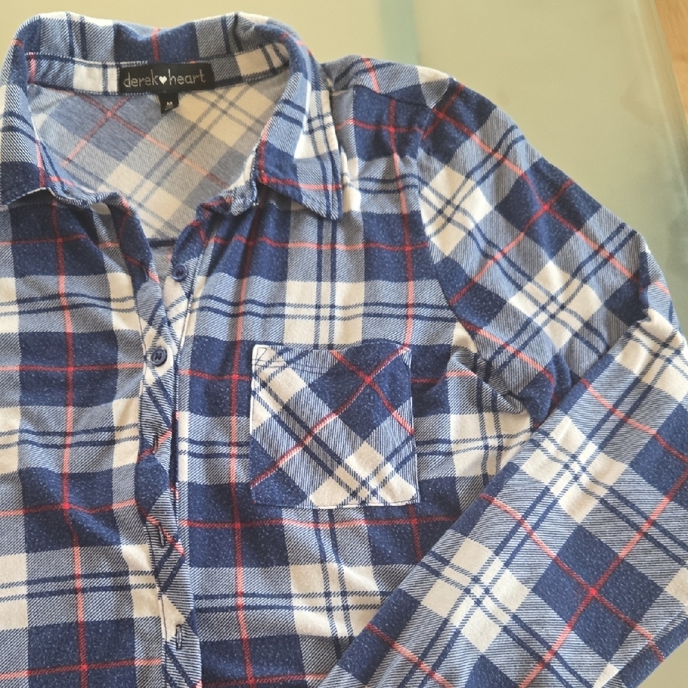 Derek Heart Navy and White Plaid Womens Button Down Shirt - Picture 5 of 11